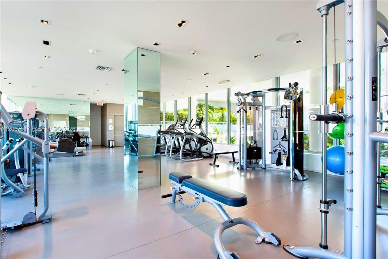 1201 20th St, Unit 410, Miami Beach, FL 33139 Photo