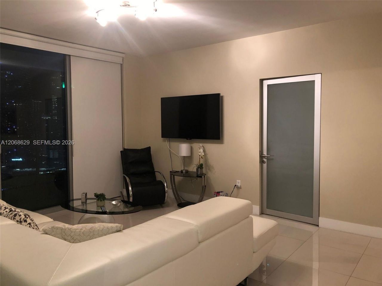 90 SW 3rd St , Unit 3802, Miami, FL 33130 Photo