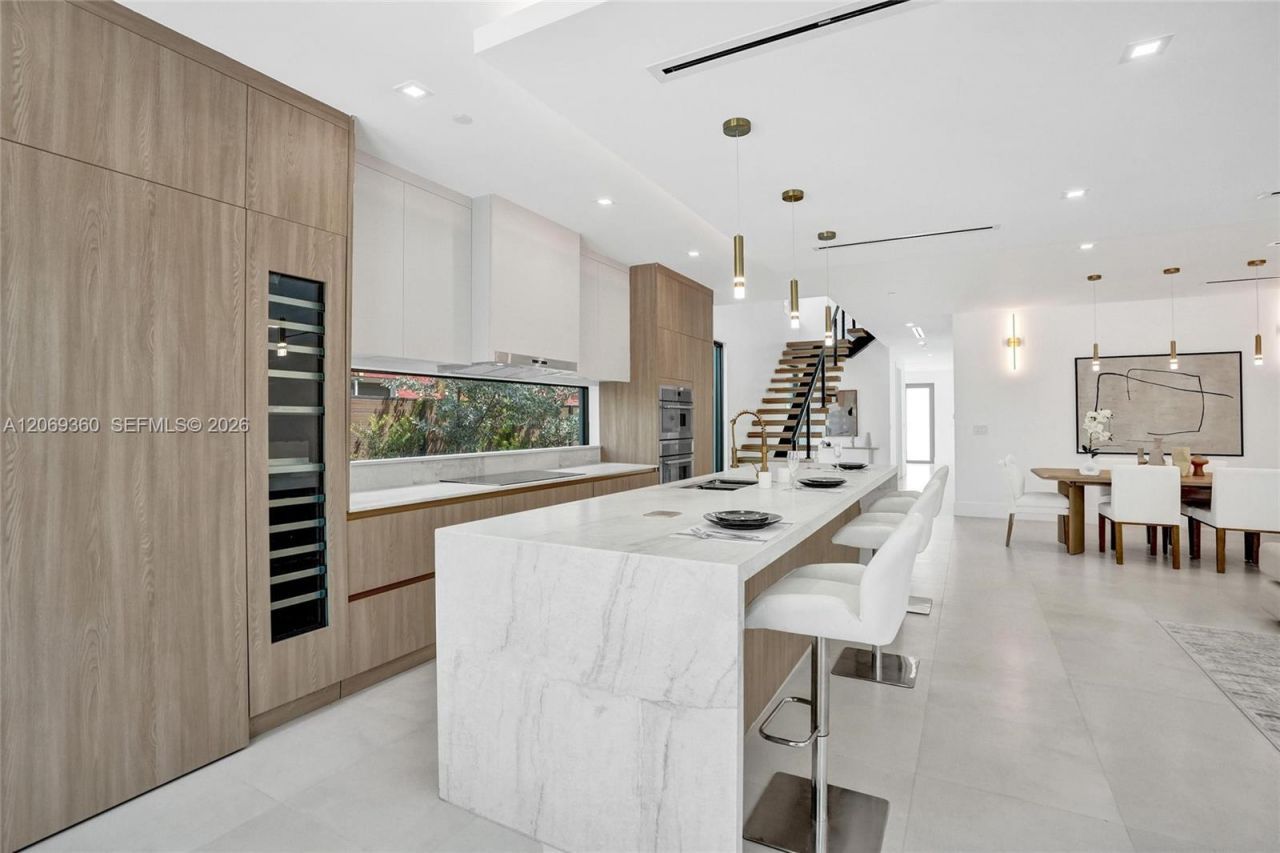 1825 NE 26th Ave, Unit 1, Fort Lauderdale, FL 33305 Photo