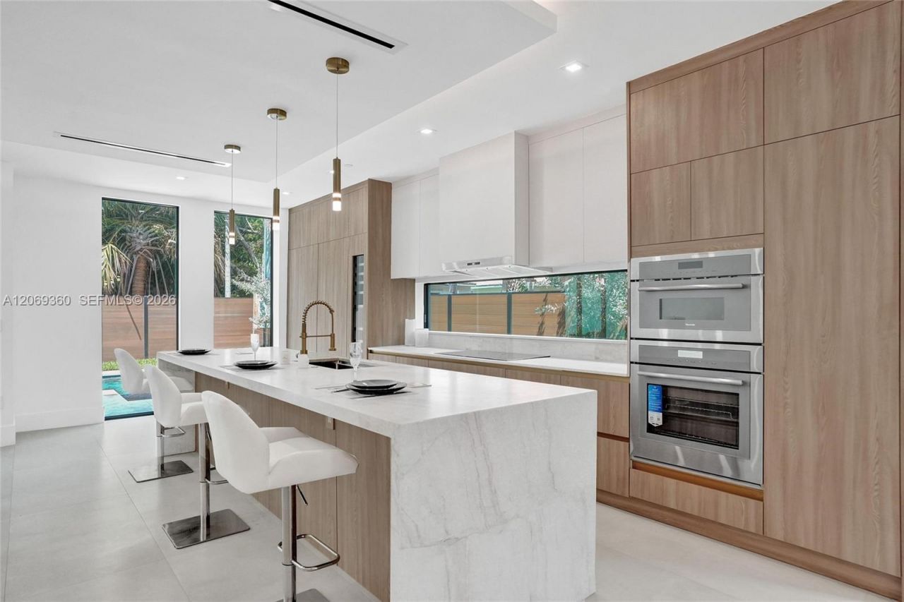 1825 NE 26th Ave, Unit 1, Fort Lauderdale, FL 33305 Photo