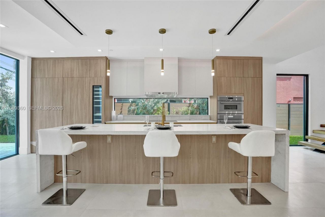 1825 NE 26th Ave, Unit 1, Fort Lauderdale, FL 33305 Photo