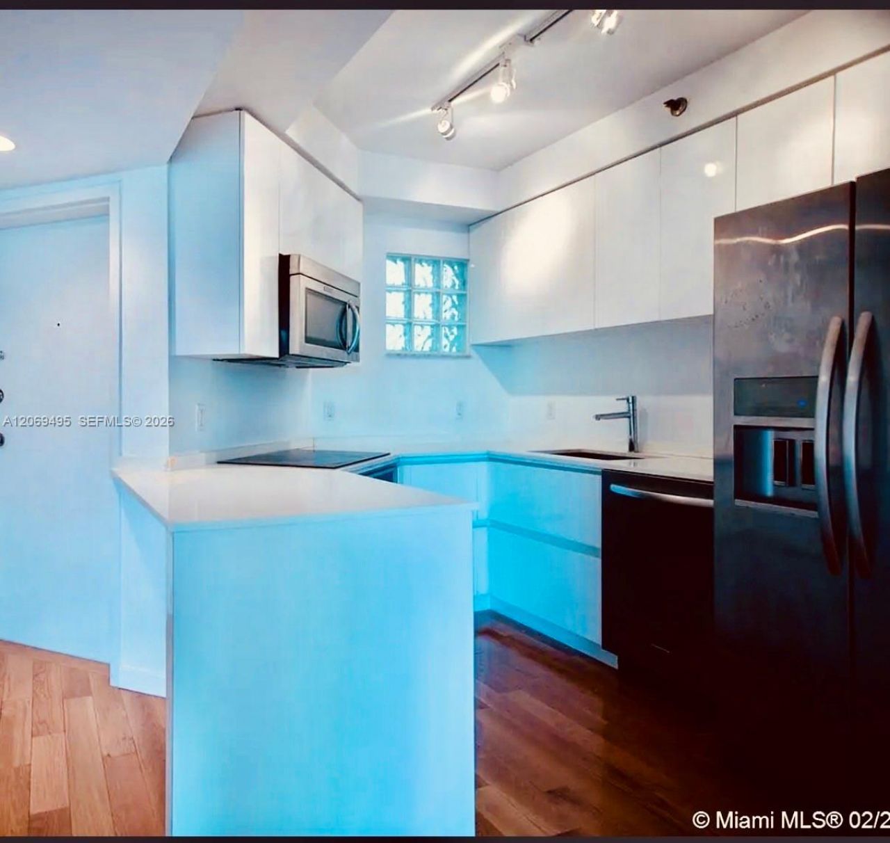 9156 Collins Ave, Unit 202, Surfside, FL 33154 Photo