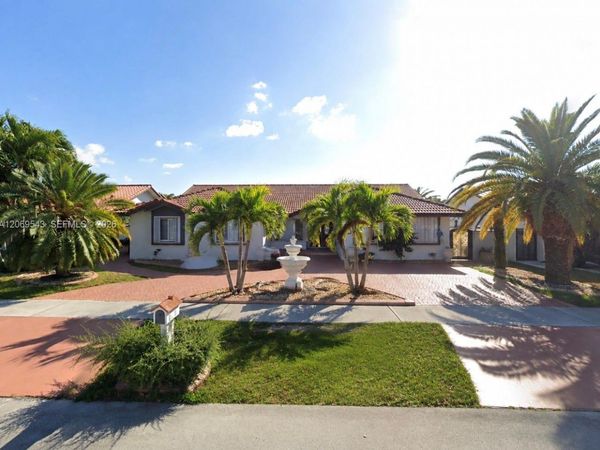 14332 SW 38th Ter , Miami, FL 33175
