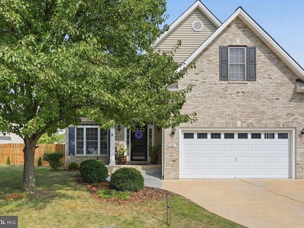 131 POTTERS CIRCLE, STRASBURG, VA 22657