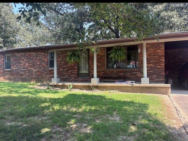 62 County Road 481 , Poplar Bluff, MO 63901
