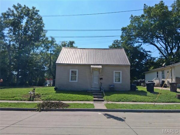 525 S Frederick Street , Cape Girardeau, MO 63703