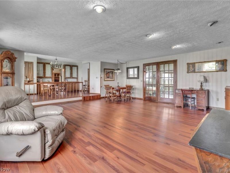 5706 Kemary Avenue SW, Navarre, OH 44662 Photo 8