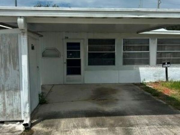 1472 N MELROSE DRIVE , AVON PARK, FL 33825