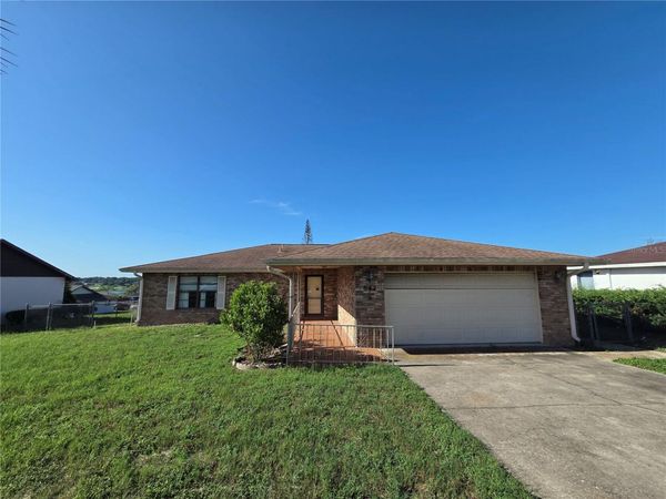 842 OSCEOLA AVE , LAKE WALES, FL 33853