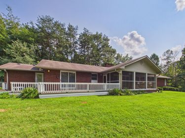 68 Clay Drive, Manchester, KY 40962