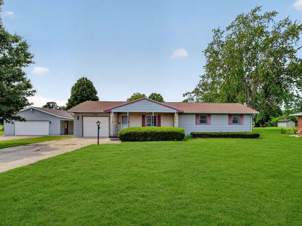 8505 S Bronco Drive, Daleville, IN 47334