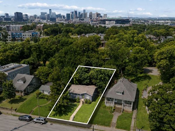 608 S 11th St, Nashville, TN 37206