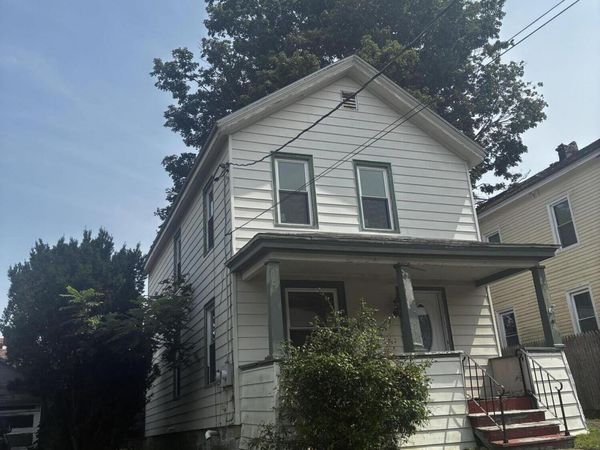 202 Glebe St, Johnstown, NY 12095