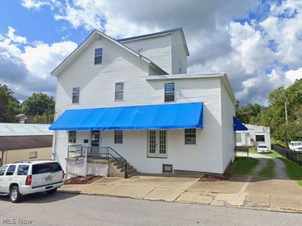 128 S Sugar Street , St Clairsville, OH 43950