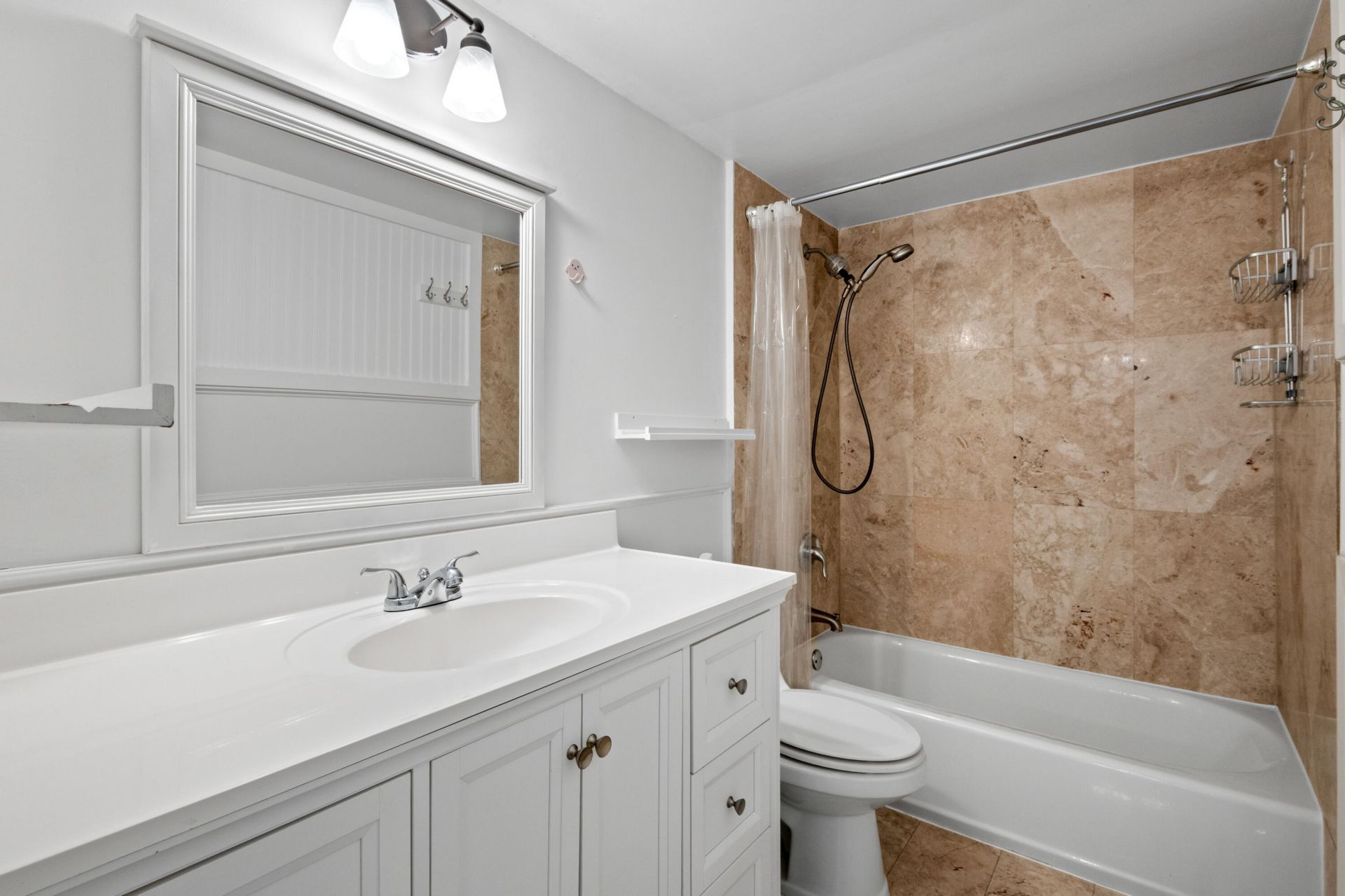 620 NE 12th Avenue, Unit 602, Hallandale Beach, FL 33009 Photo