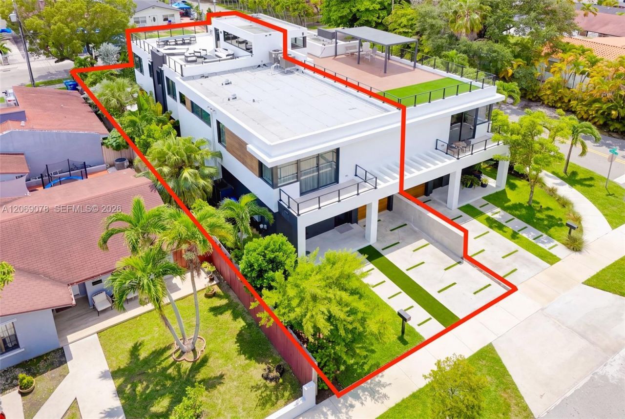 2290 SW 13th St, Miami, FL 33145 Photo