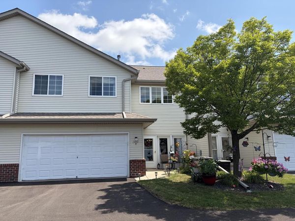2412 Fox River PARKWAY, Unit H, Waukesha, WI 53189