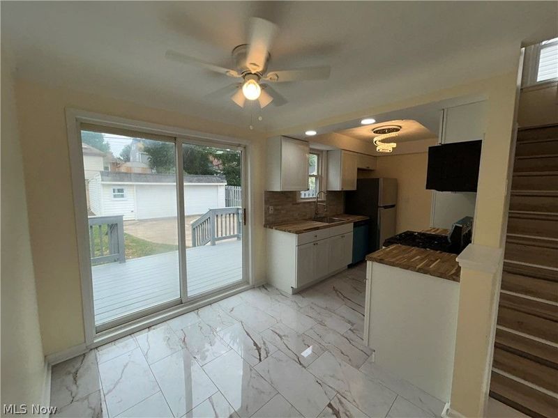 9316 Alexander Road , Garfield Heights, OH 44125 Photo 4