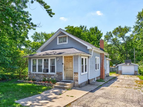 1149 S Spencer Street , Aurora, IL 60505