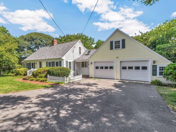 18 Quivet Drive, Dennis, MA 02638