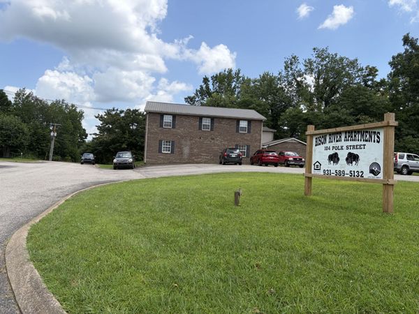 104 Polk St, Linden, TN 37096