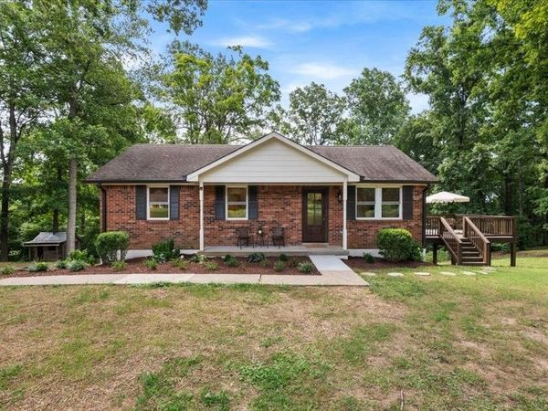 5913 Huffman Rd, Goodlettsville, TN 37072