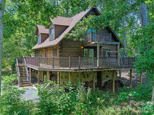 270 Dana Road , Green Mountain, NC 28740