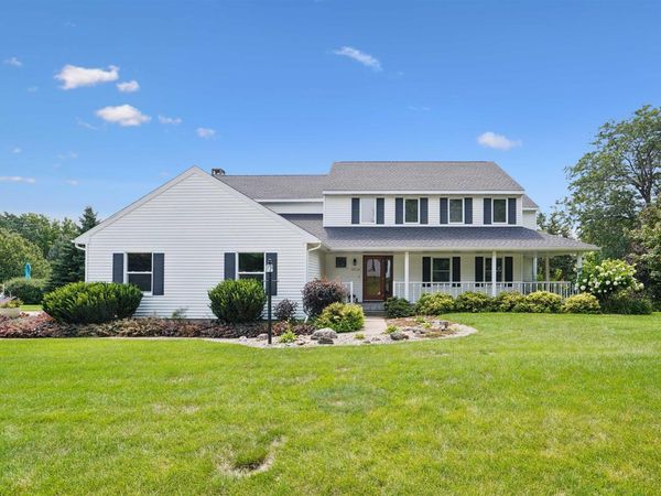 1204 NE 1st Avenue, Waverly, IA 50677