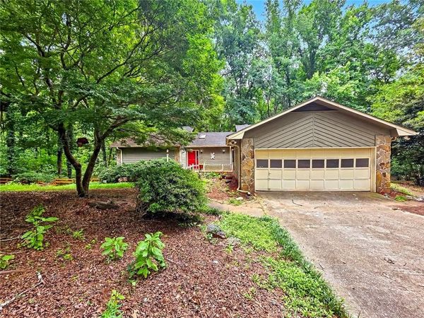 1740 Deer Run Drive SW, Conyers, GA 30094