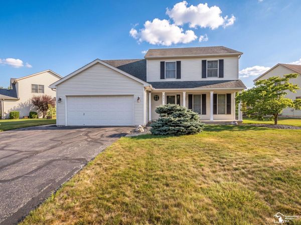 8141 Michelle Lane, Lambertville, MI 48144