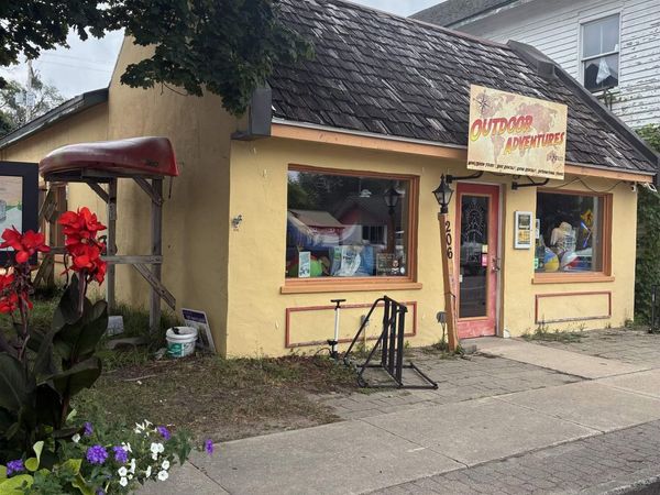 206 Bridge Street N, Bellaire, MI 00000