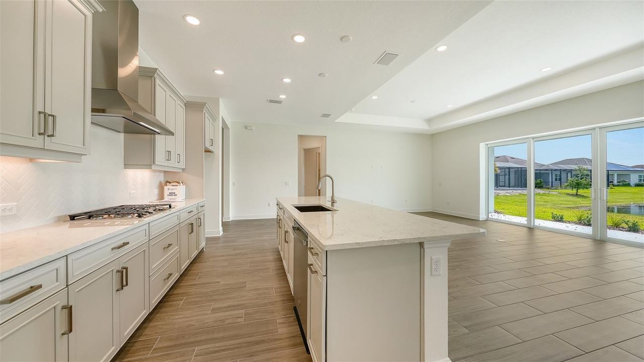 4420 Water Landing Way , Parrish, FL 34219 Photo