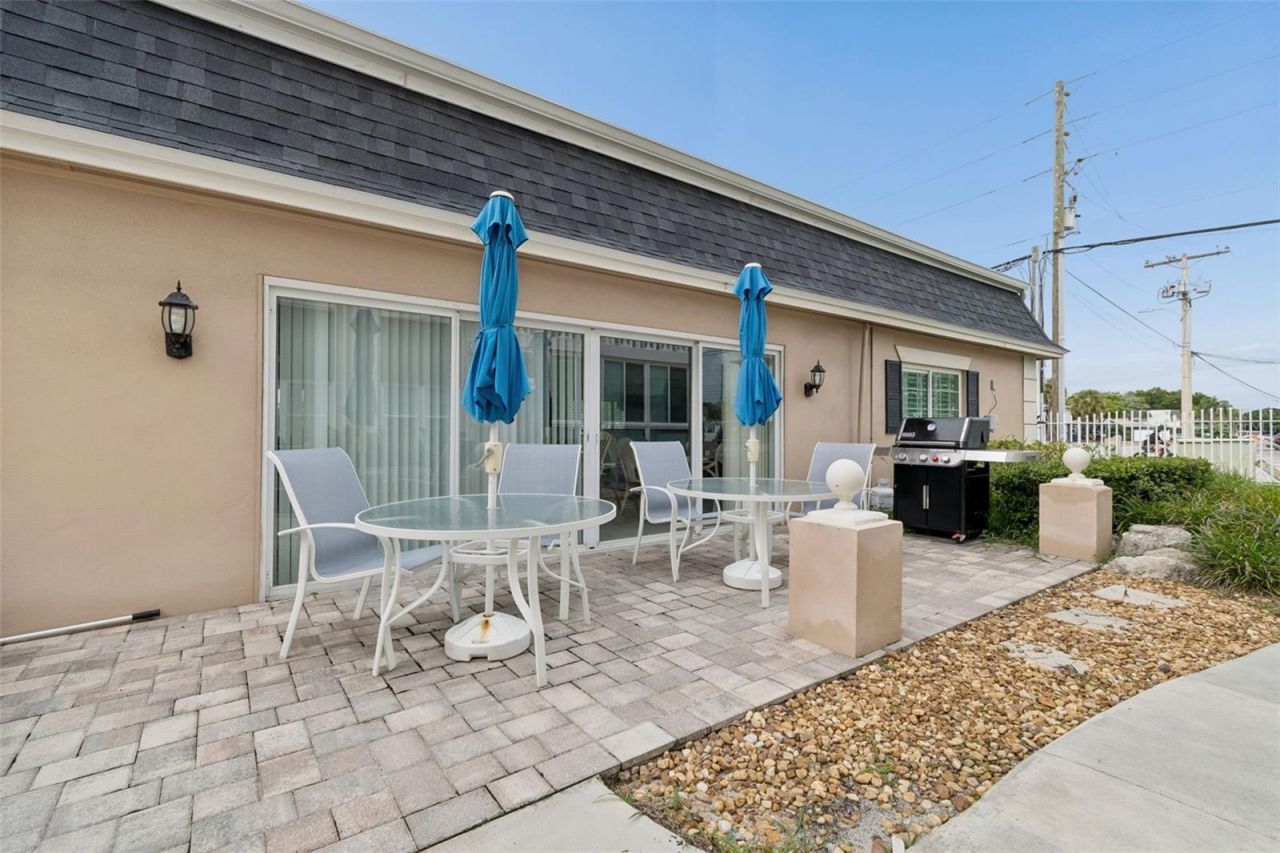 139 Bluff View Drive, Unit 110, Belleair Bluffs, FL 33770 Photo