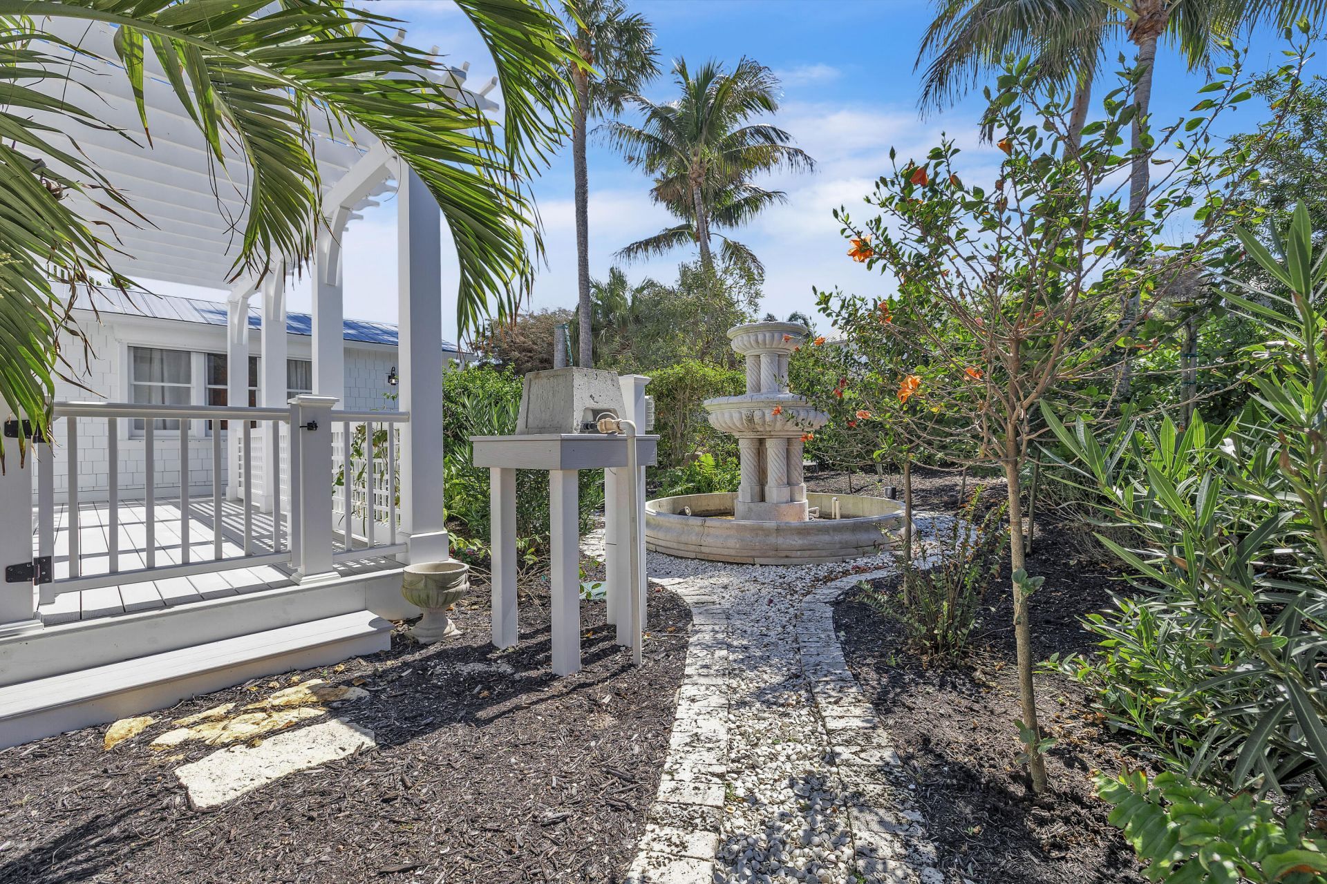 8241 Main Street, Bokeelia, FL 33922 Photo