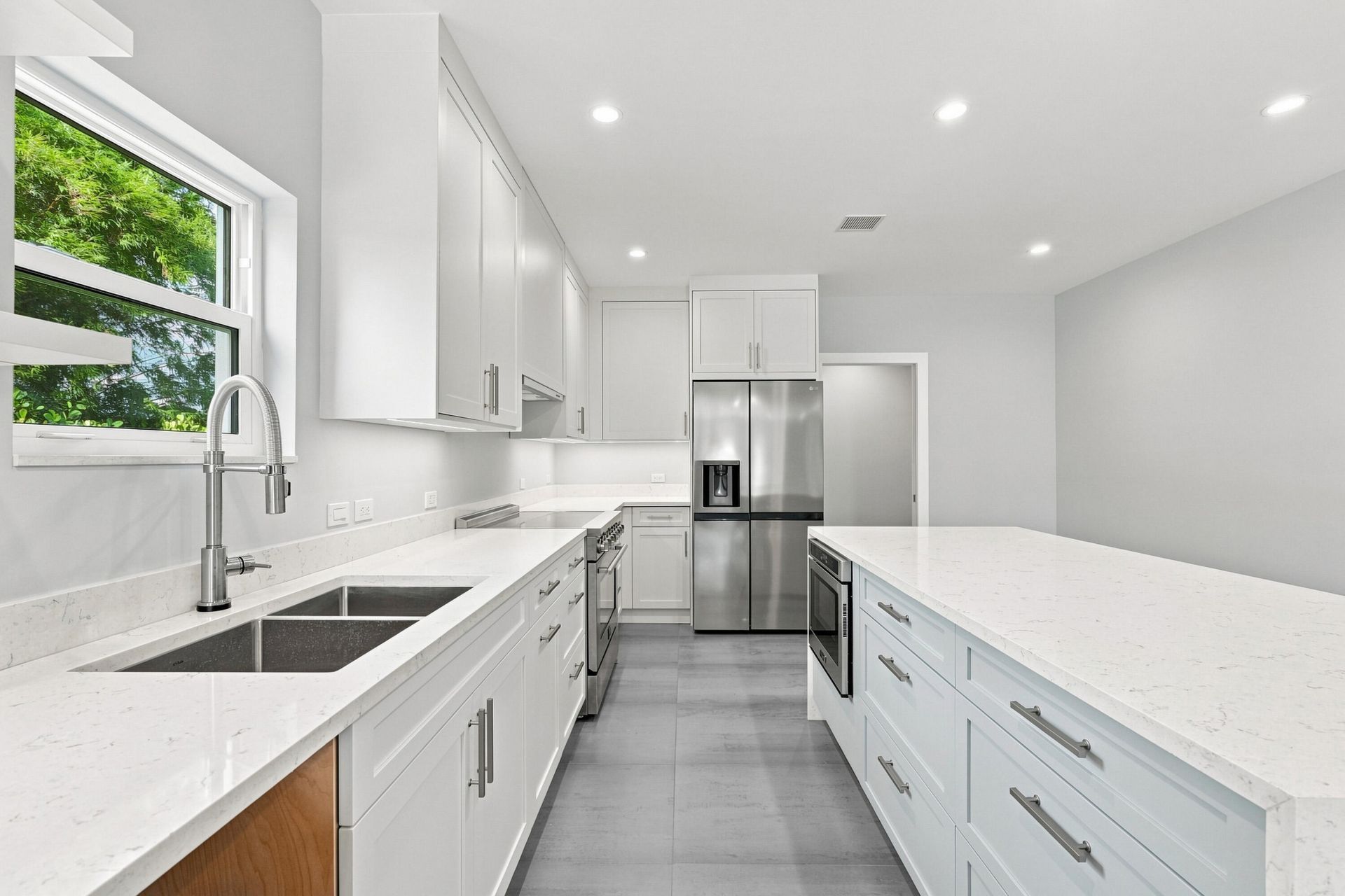 1176 NE Terrace Way, Jensen Beach, FL 34957 Photo