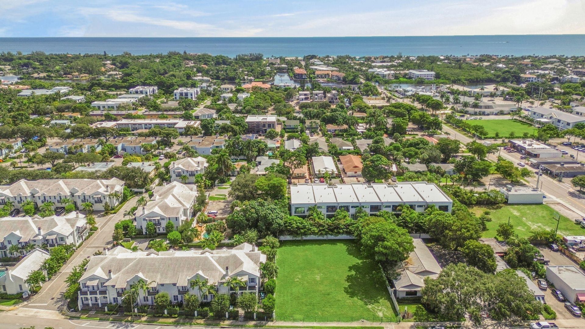 905 NE 6th Avenue, Delray Beach, FL 33483 Photo