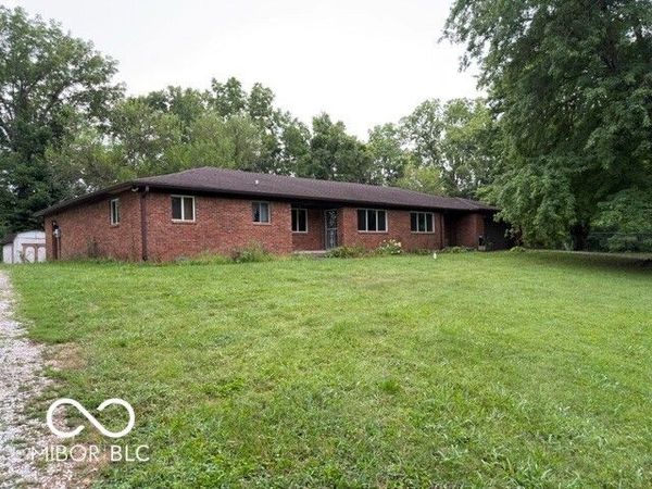 12735-12737 N Oakhaven Drive N, Camby, IN 46113