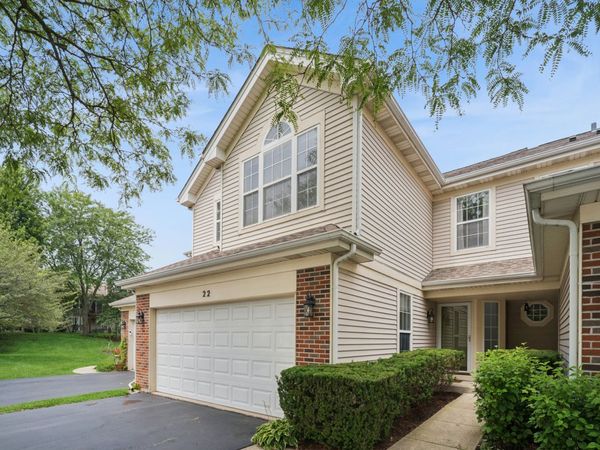 22 Cloverdale Court , Unit 22, Algonquin, IL 60102