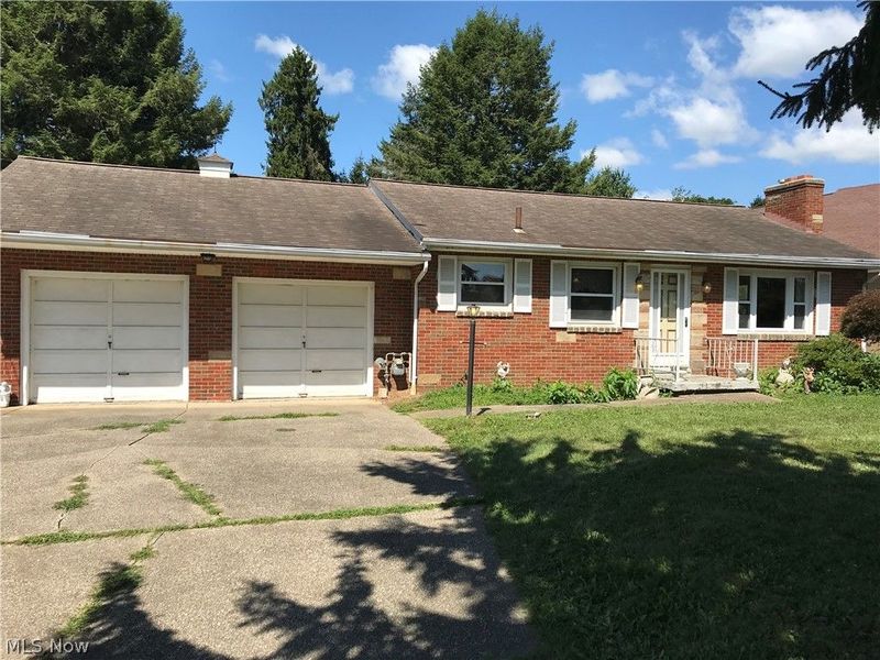 2810 Canton Road, Uniontown, OH 44685 Photo 1