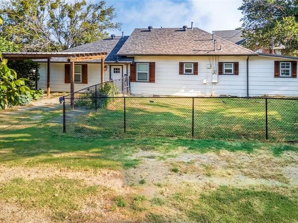 310 North Road, Kennedale, TX 76060