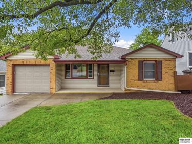 2315 S 48th Avenue, Omaha, NE 68106
