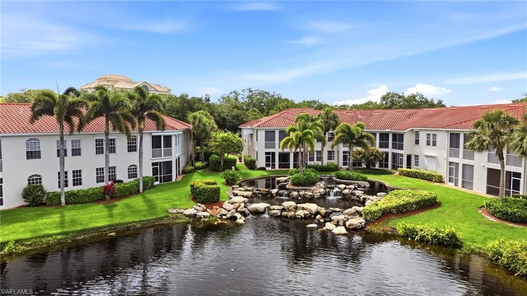 300 L Ambiance Cir, Unit 102, Naples, FL 34108 Photo