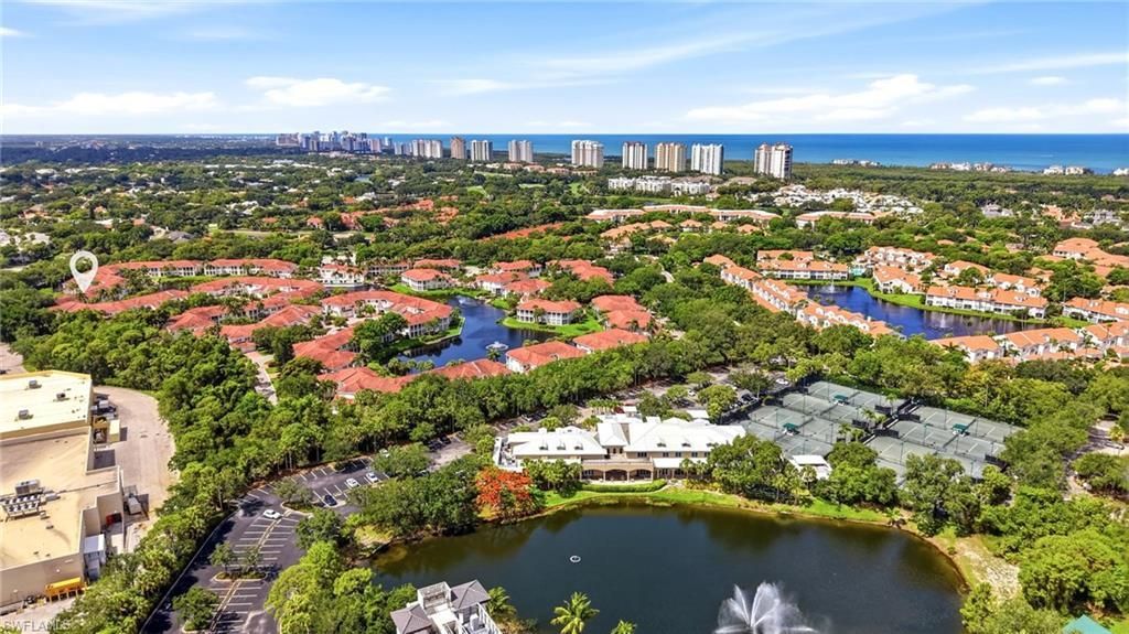 300 L Ambiance Cir, Unit 102, Naples, FL 34108 Photo