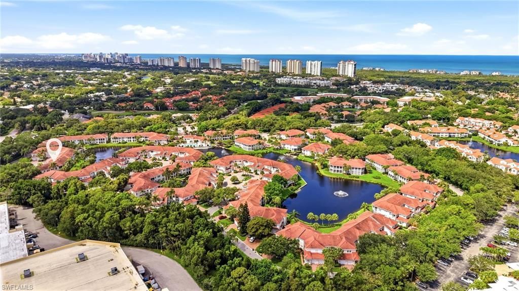300 L Ambiance Cir, Unit 102, Naples, FL 34108 Photo