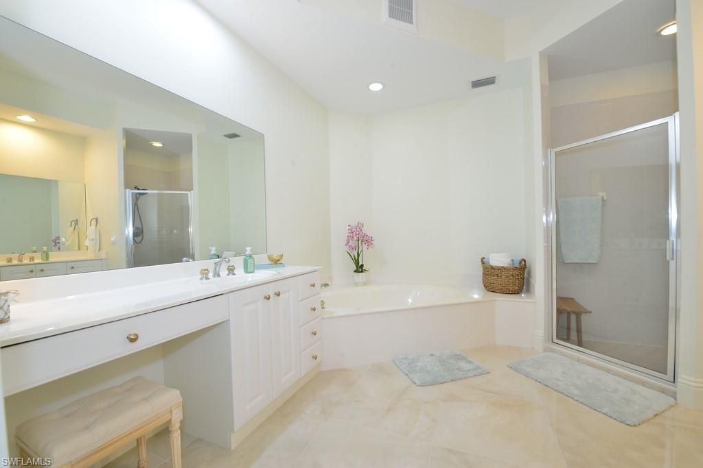 9097 Cherry Oaks Trl, Unit 102, Naples, FL 34114 Photo