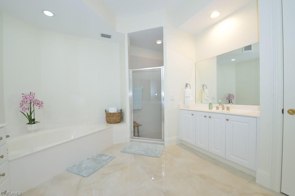 9097 Cherry Oaks Trl, Unit 102, Naples, FL 34114 Photo