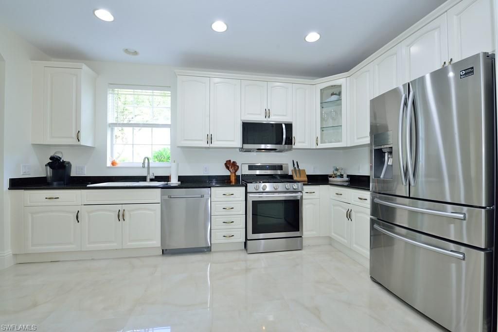 9097 Cherry Oaks Trl, Unit 102, Naples, FL 34114 Photo