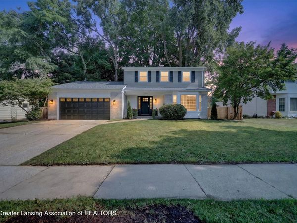 2225 Montego Drive, Lansing, MI 48912