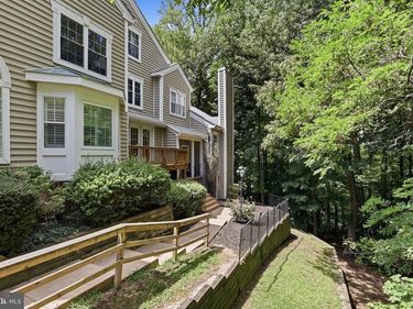 315 OVERLOOK DRIVE, Unit 315, OCCOQUAN, VA 22125