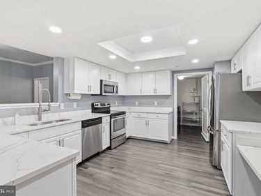 315 OVERLOOK DRIVE, Unit 315, OCCOQUAN, VA 22125